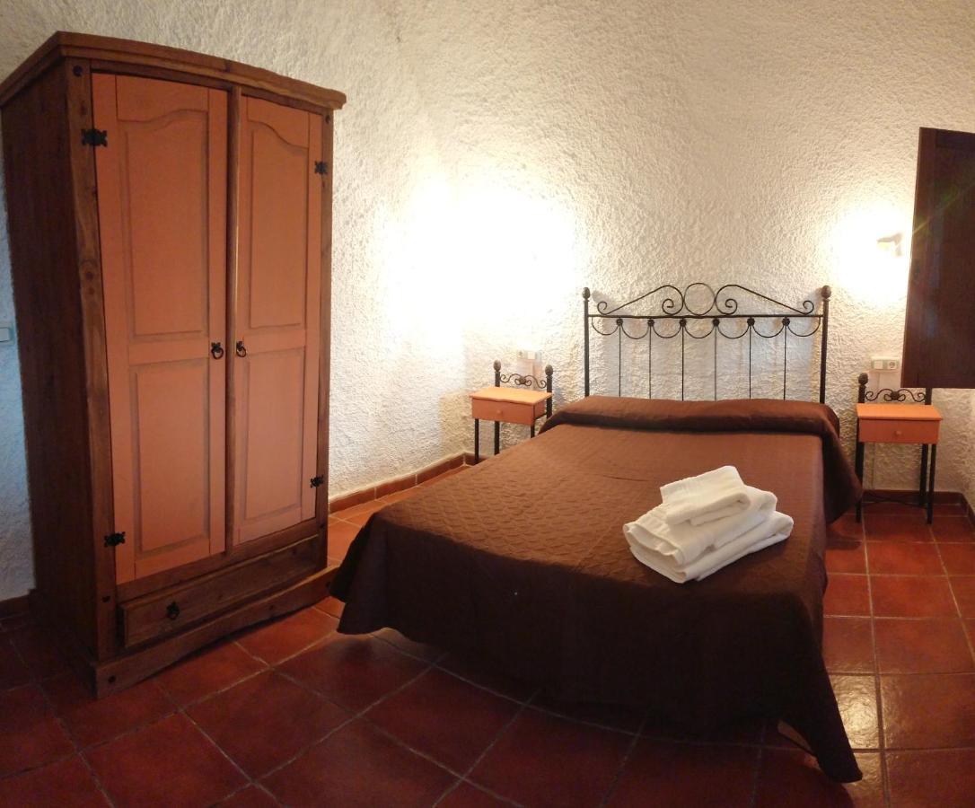 Apartamentos Rurales Mirador Del Negratin Куэвас-дель-Кампо Экстерьер фото